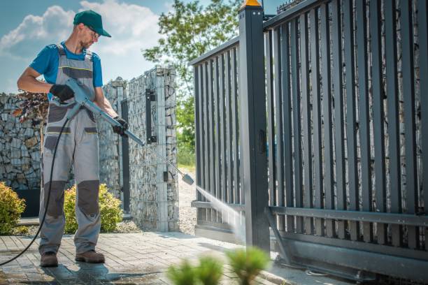 Best Restaurant Pressure Washing  in Vista Santa Rosa, CA